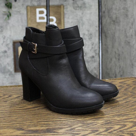 Style & Co. Goring Buckle Accent Cushioned Laleen Round Toe Block Heel Black 7M - Picture 1 of 9